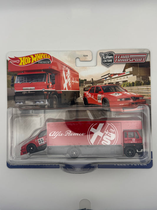 Hot Wheels Team Transporter Alfa Romeo 155